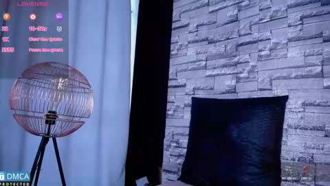   online show from February 21, 2025, 5:53 pm