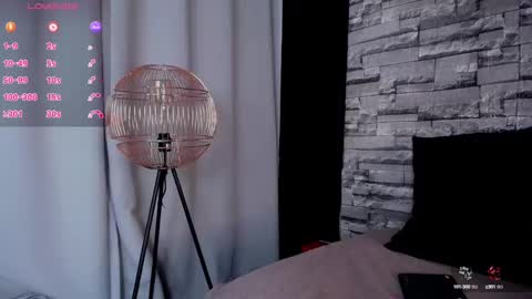   online show from March 1, 2025, 10:45 am