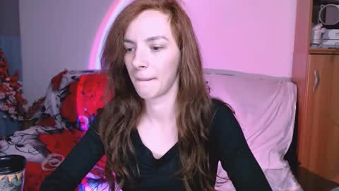 bellaqueen0701 online show from January 5, 2026, 6:22 pm