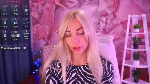 Bella online show from November 15, 2025, 5:05 am