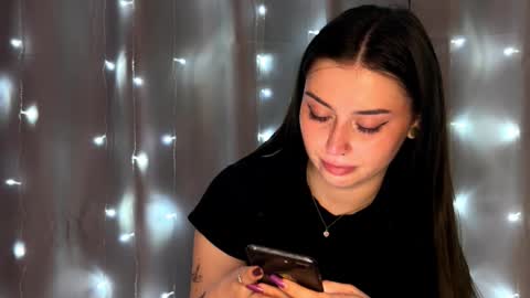 Daniela online show from March 12, 2026, 7:42 pm