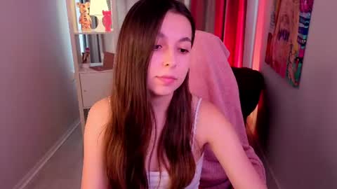 Bella online show from July 28, 2026, 12:48 pm