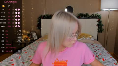 Snapshot of bellatip chatting on December 29, 2024, 3:44 am Bella online show from December 29, 2024, 3:44 am