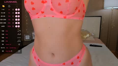 Snapshot of bellatip chatting on February 12, 2025, 4:12 am Bella online show from February 12, 2025, 4:12 am