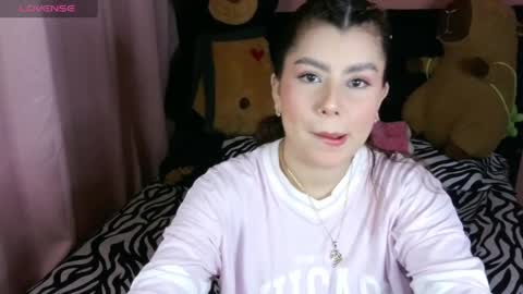 Snapshot of bellatrix_colen chatting on May 1, 2026, 10:25 pm Aleja online show from May 1, 2026, 10:25 pm