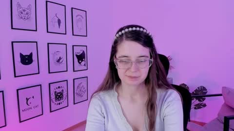 Bella. Ntmu online show from December 16, 2024, 3:43 pm