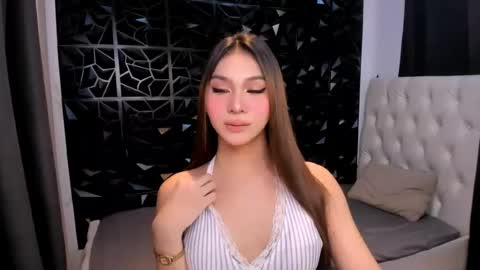 Snapshot of bellatrixnoir69 chatting on August 9, 2026, 7:35 am bella online show from August 9, 2026, 7:35 am