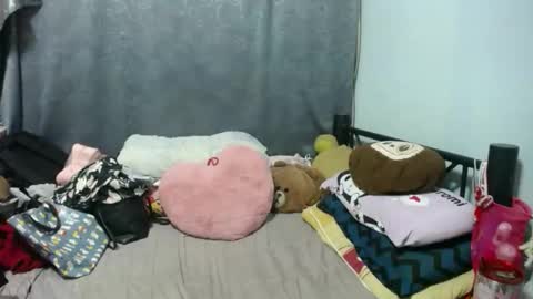 Bella online show from April 22, 2026, 7:26 pm