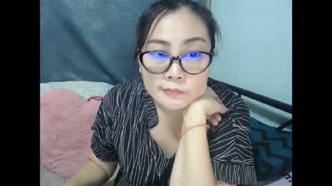 Bella online show from June 8, 2026, 11:43 am
