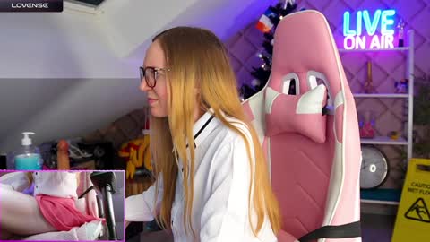 Alice online show from December 2, 2024, 10:39 am