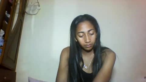 belle_annah online show from July 27, 2026, 4:03 pm