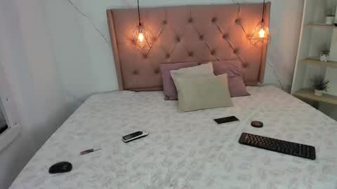 belle online show from March 5, 2025, 9:37 pm