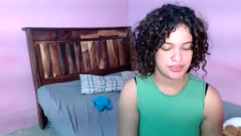 Snapshot of belle_katty000 chatting on June 8, 2026, 7:36 pm SOFIA online show from June 8, 2026, 7:36 pm
