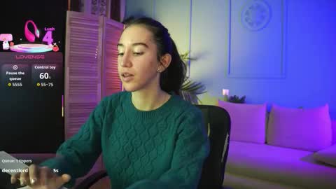 Bella online show from October 14, 2025, 4:08 pm