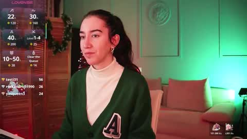 Snapshot of belle_via chatting on December 16, 2025, 4:56 pm Bella online show from December 16, 2025, 4:56 pm