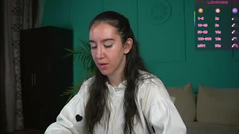 Snapshot of belle_via chatting on June 8, 2026, 7:42 am Bella online show from June 8, 2026, 7:42 am