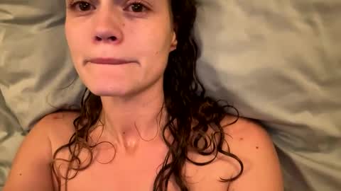 BELLE   online show from February 10, 2025, 1:22 pm