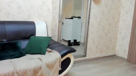 Vivi online show from January 18, 2026, 5:11 am