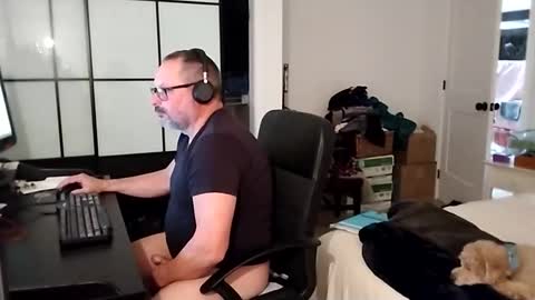 bellequeue19758 online show from December 4, 2025, 11:02 pm