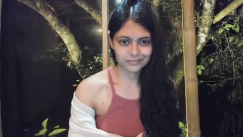 Snapshot of bellezacosmica chatting on December 28, 2024, 4:51 am bellezacosmica online show from December 28, 2024, 4:51 am