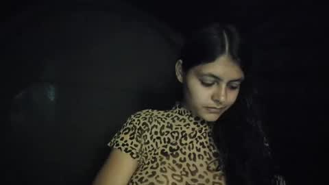 Snapshot of bellezacosmica chatting on February 21, 2025, 9:54 pm bellezacosmica online show from February 21, 2025, 9:54 pm