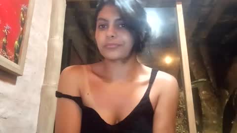 Snapshot of bellezacosmica chatting on September 15, 2025, 2:22 am bellezacosmica online show from September 15, 2025, 2:22 am