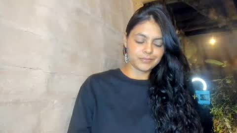 Snapshot of bellezacosmica chatting on June 29, 2026, 1:34 am bellezacosmica online show from June 29, 2026, 1:34 am
