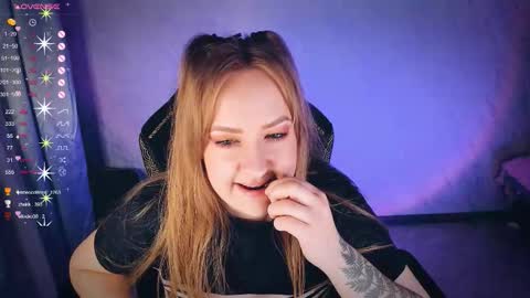 Your Annabelle Wolf  online show from September 28, 2025, 5:29 pm