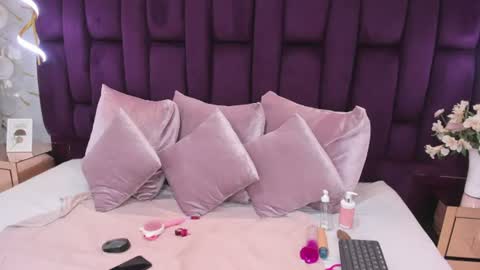 Snapshot of bellota_hil chatting on July 10, 2026, 11:18 pm Bellota Hil online show from July 10, 2026, 11:18 pm
