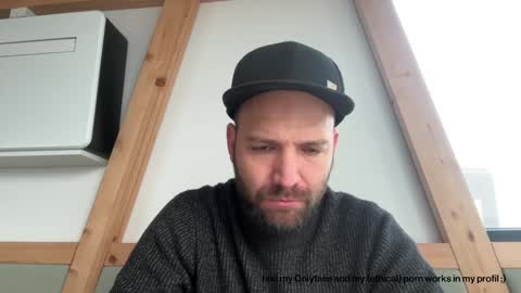 Snapshot of ben_nm chatting on November 11, 2025, 10:04 am Ben N. online show from November 11, 2025, 10:04 am