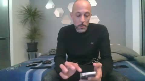 benbare13 online show from January 21, 2025, 6:55 pm