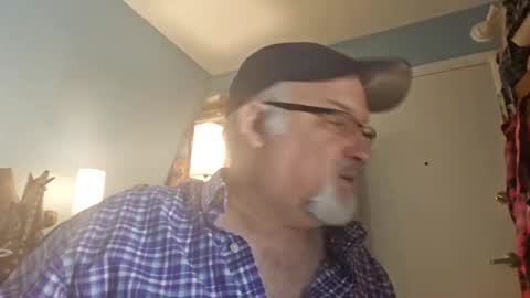 Snapshot of bendavewill chatting on May 20, 2026, 5:57 am Bendavewill online show from May 20, 2026, 5:57 am