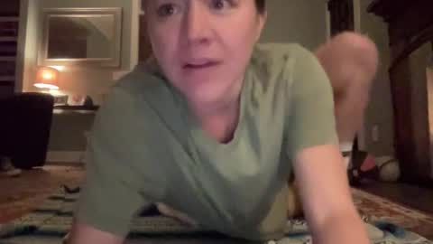 bendlikebecks online show from November 15, 2025, 9:50 am