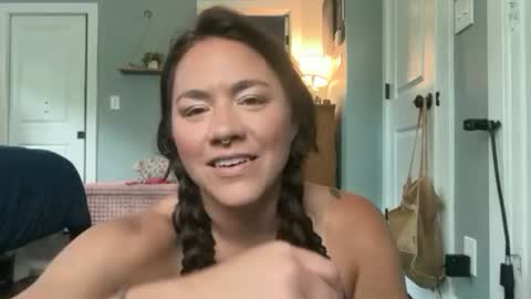 Snapshot of bendlikebecks chatting on July 6, 2026, 3:25 pm bendlikebecks online show from July 6, 2026, 3:25 pm