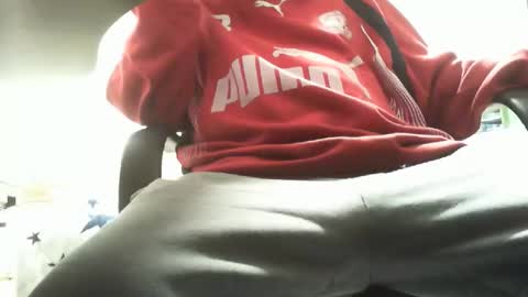 beninoam75 online show from December 12, 2024, 2:00 pm