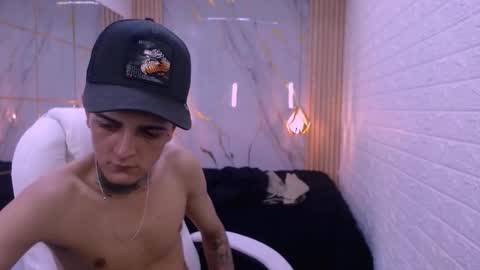 benjamin_anthony online show from March 4, 2026, 2:06 am