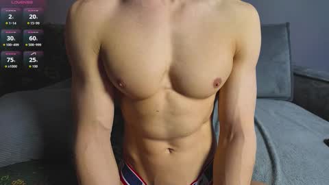 benjaminkarl02 online show from November 15, 2025, 10:23 am