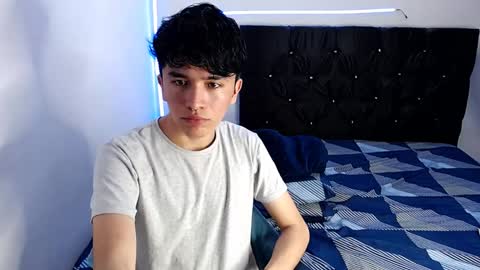 Snapshot of benji_hoter chatting on January 28, 2025, 12:15 am Benji Hoter online show from January 28, 2025, 12:15 am