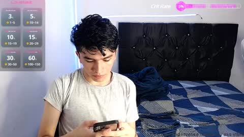 Snapshot of benji_hoter chatting on January 29, 2025, 5:02 pm Benji Hoter online show from January 29, 2025, 5:02 pm