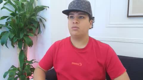 bennett_alejoo online show from January 18, 2026, 6:34 pm