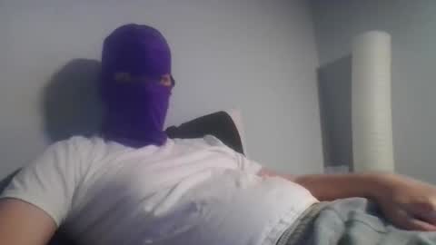 bennybueno online show from April 5, 2026, 4:20 am