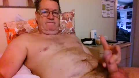 bennybutterfly007 online show from May 13, 2026, 8:12 am