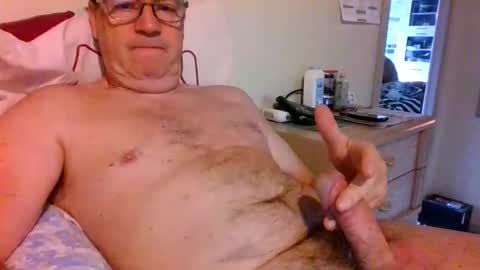 bennybutterfly007 online show from May 18, 2026, 7:14 am