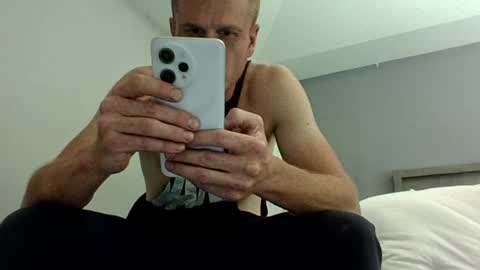 Snapshot of bennyc04041987 chatting on July 9, 2026, 5:50 pm BennyC online show from July 9, 2026, 5:50 pm