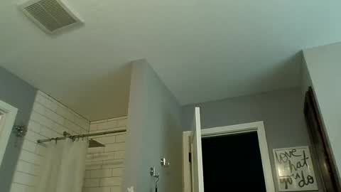 Snapshot of bennyc04041987 chatting on July 21, 2026, 7:49 pm BennyC online show from July 21, 2026, 7:49 pm