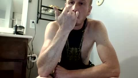 Snapshot of bennyc04041987 chatting on August 6, 2026, 2:08 pm BennyC online show from August 6, 2026, 2:08 pm