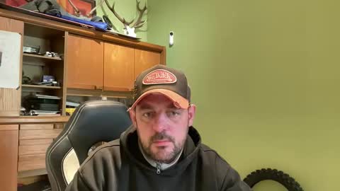 benochau online show from April 3, 2026, 2:04 pm