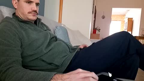 benoitgmx12 online show from November 27, 2025, 8:49 am