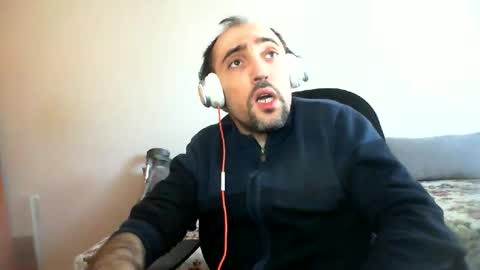 bentish online show from February 2, 2025, 9:51 am