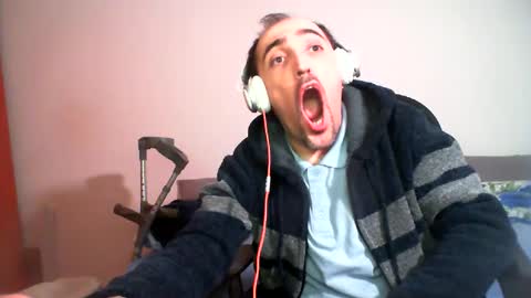 bentish online show from February 14, 2025, 8:15 pm